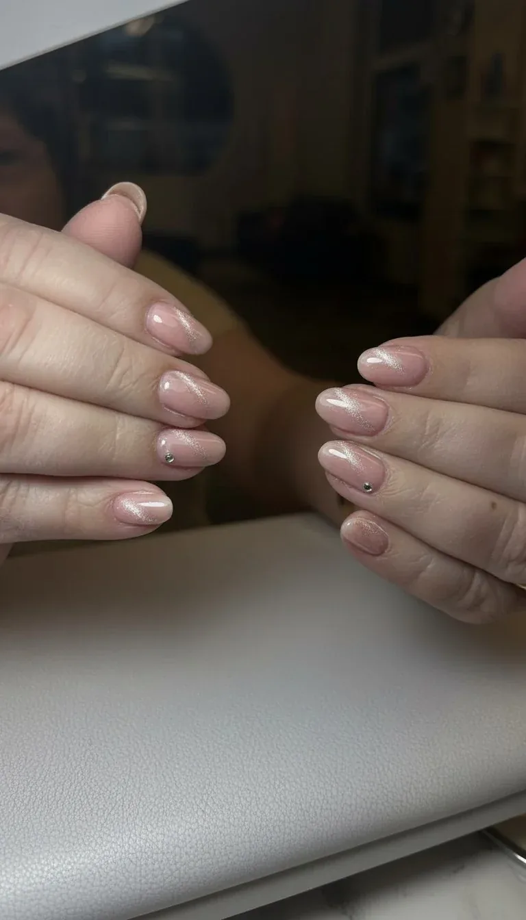 Професионален мъжки маникюр в Abi Beauty София